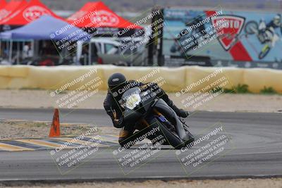 media/Jan-15-2023-SoCal Trackdays (Sun) [[c1237a034a]]/Turn 2 Set 1 (1145am)/